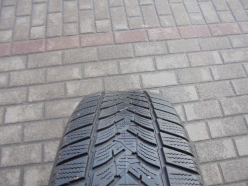 Dunlop Wintersport5 SUV guma