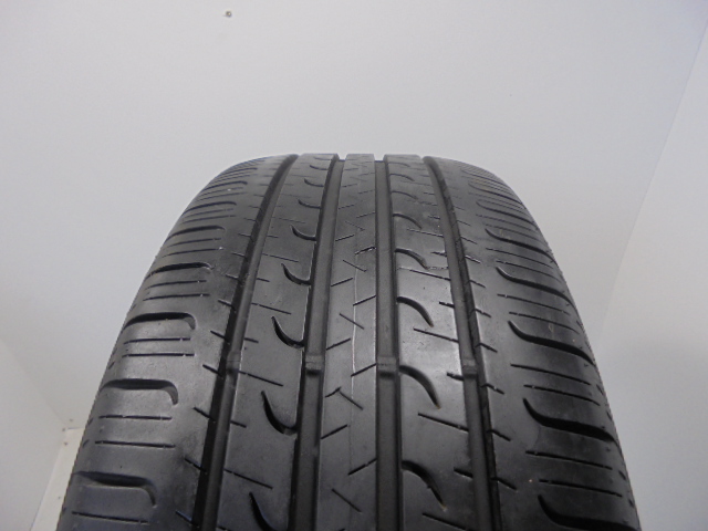 Goodyear Efficientgrip 4x4 SUV guma