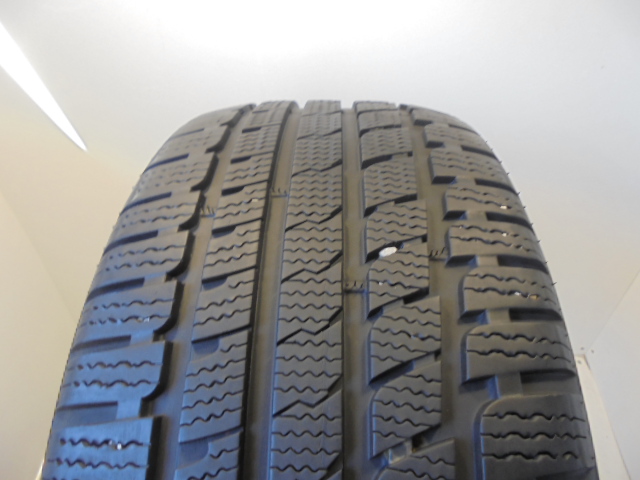 Kumho KW27 guma