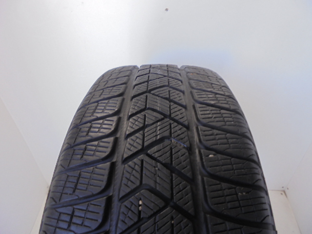 Pirelli Scorpion Winter guma