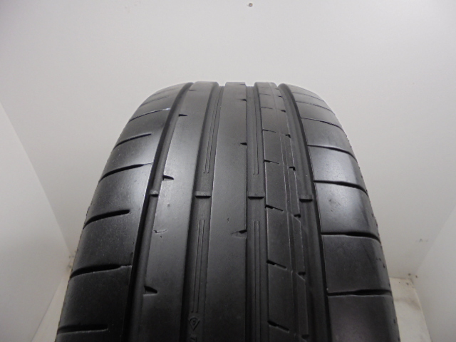 Dunlop Sp sport maxx RT2 guma