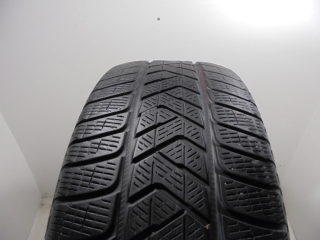 Pirelli Scorpion Winter guma