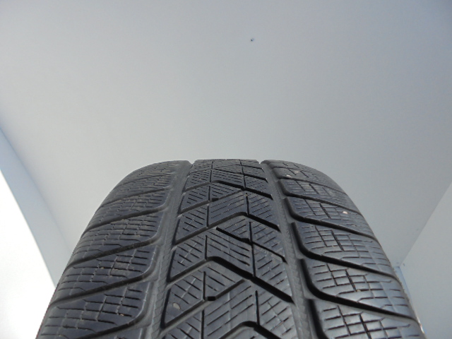 Pirelli Scorpion Winter guma