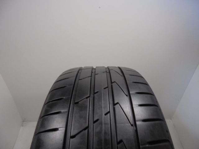 Hankook K117B HRS guma