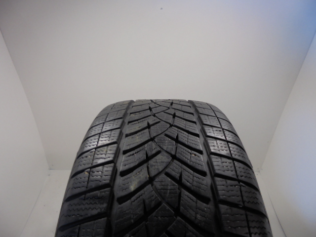 Goodyear Ultragrip GEN1 guma