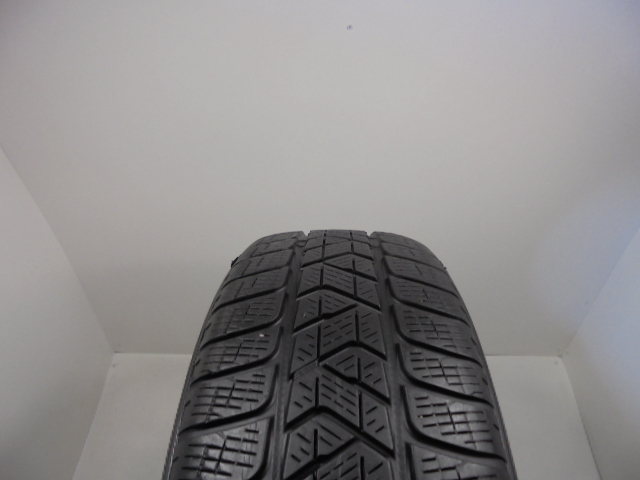 Pirelli Scorpion Winter guma