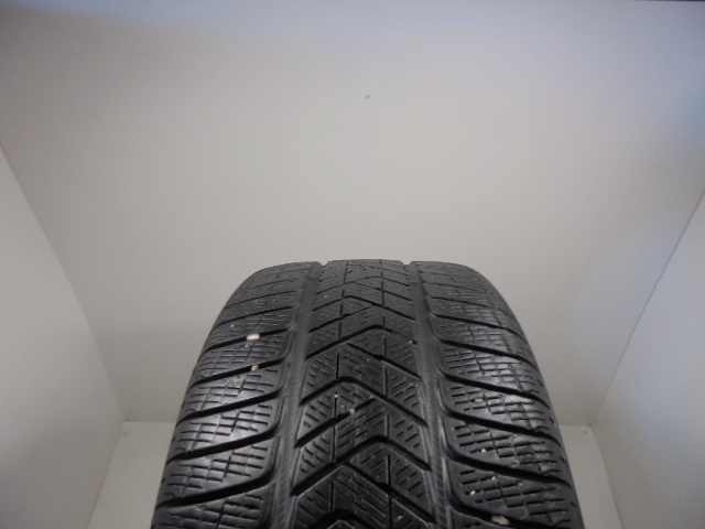 Pirelli Scorpion Winter guma