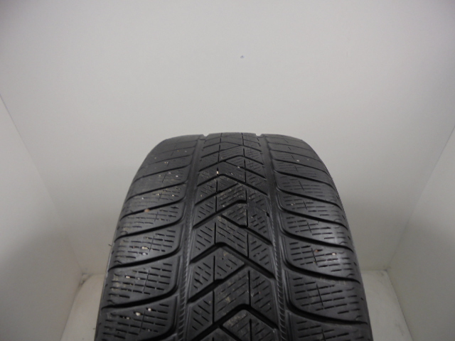 Pirelli Scorpion Winter guma