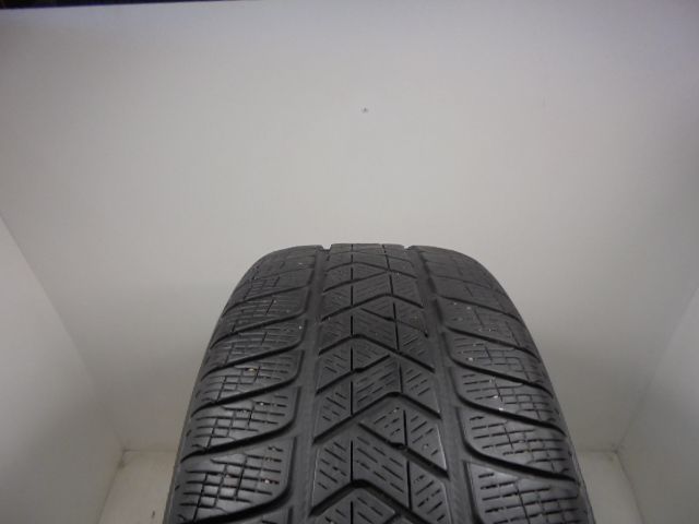 Pirelli Scorpion Winter guma