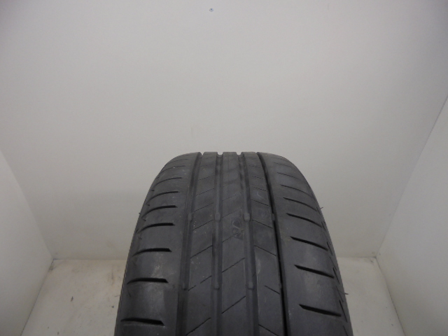 Bridgestone T005 guma