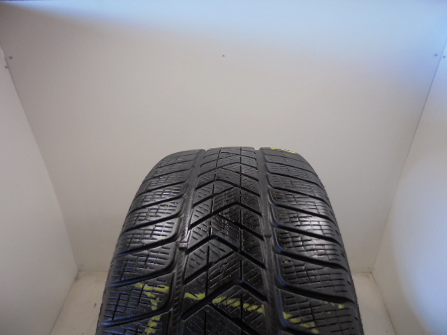 Pirelli Scorpion Winter guma