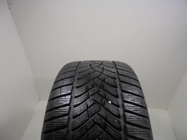 Goodyear Ultragrip Performance G1 guma
