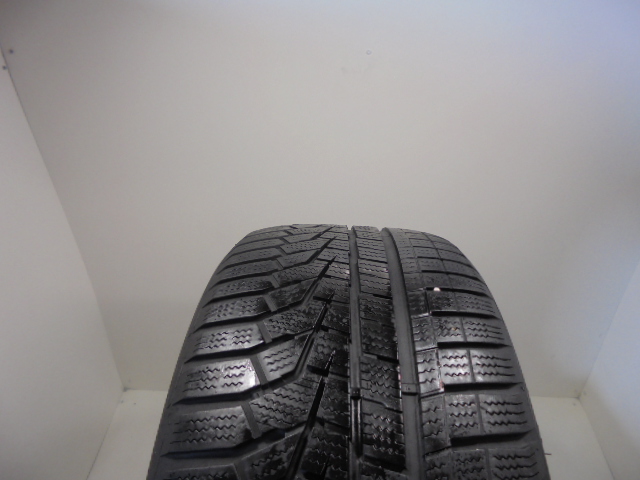 Hankook W320 guma