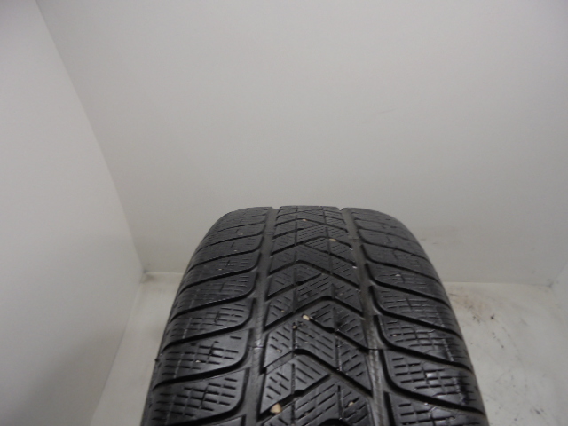 Pirelli Scorpion Winter guma