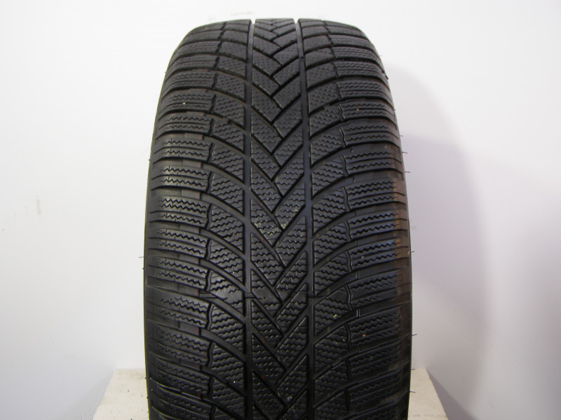 Bridgestone LM005 guma