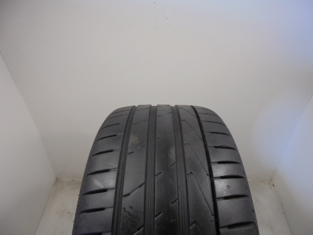 Hankook K117 guma