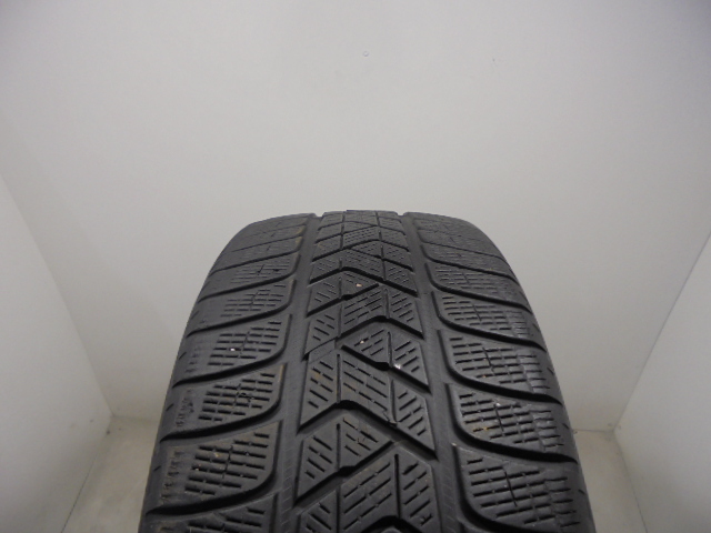 Pirelli Scorpion Winter guma