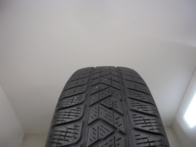 Pirelli Scorpion Winter guma