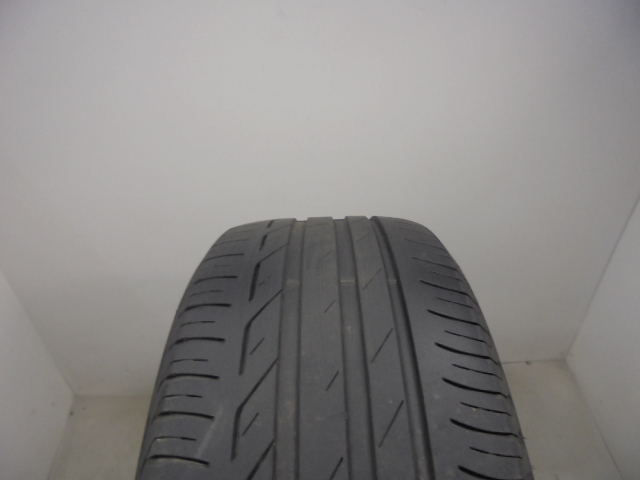 Bridgestone T001 guma