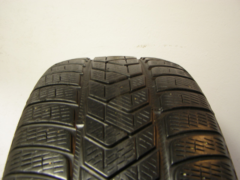 Pirelli Scorpion Winter guma