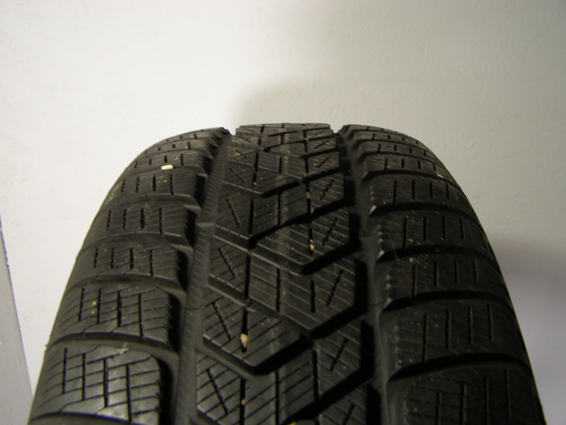 Pirelli Scorpion guma