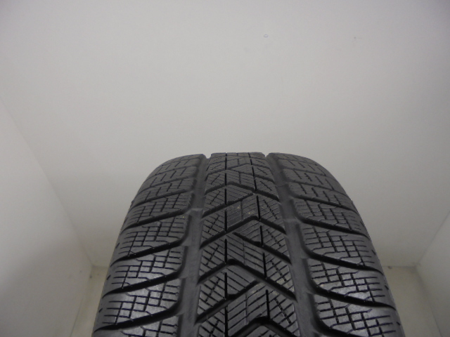 Pirelli Scorpion Winter guma