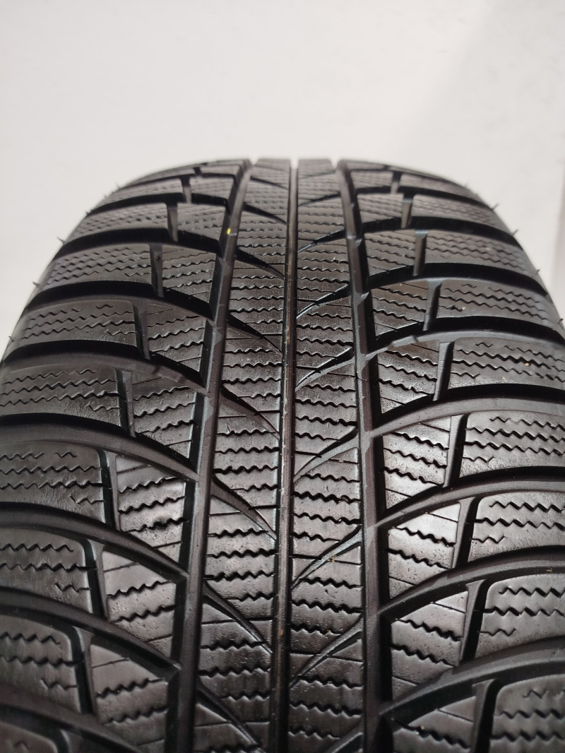 Bridgestone LM001 guma