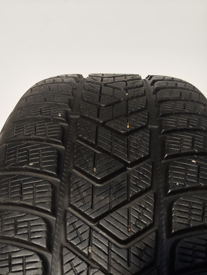 Pirelli Scorpion Winter guma