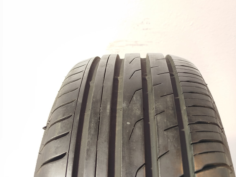 Toyo CF2 Proxes guma