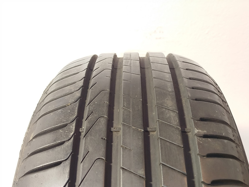 Pirelli Cintruato P7 guma