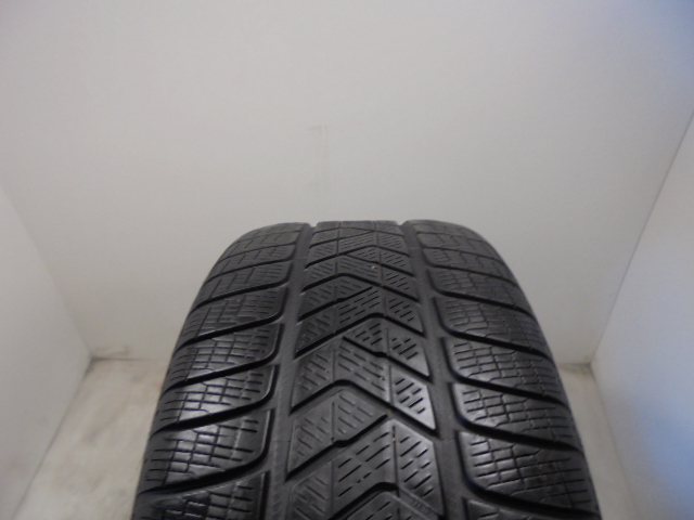 Pirelli Scorpion Winter guma