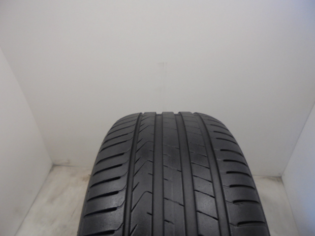Pirelli Scorpion guma