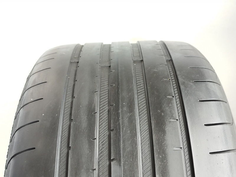 Goodyear Eagle F1 guma
