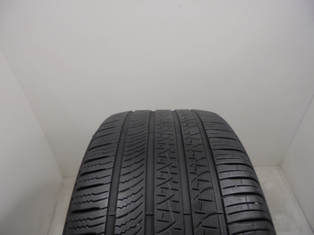 Pirelli Scorpion Zero AS guma
