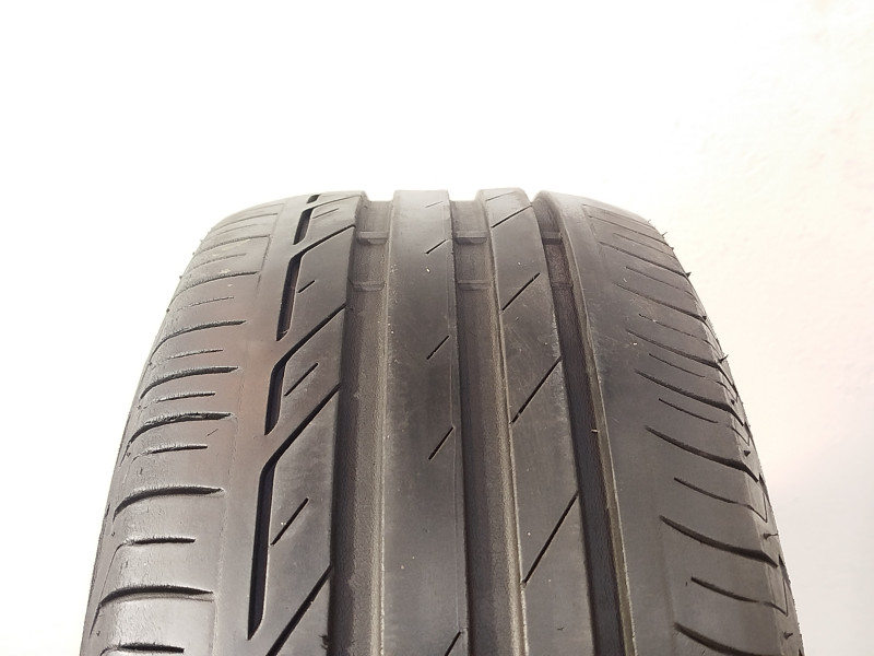 Bridgestone T001 guma