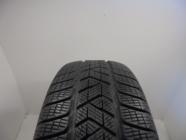Pirelli Scorpion Winter guma