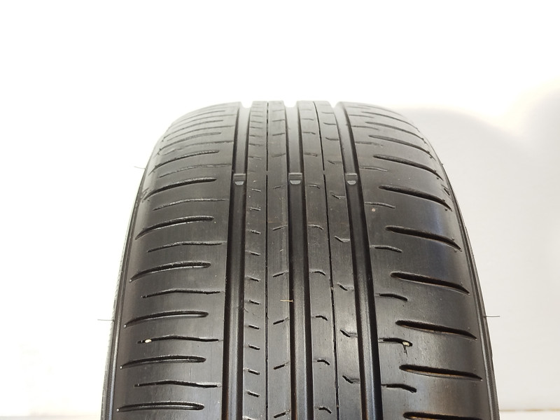 Falken SN832B guma