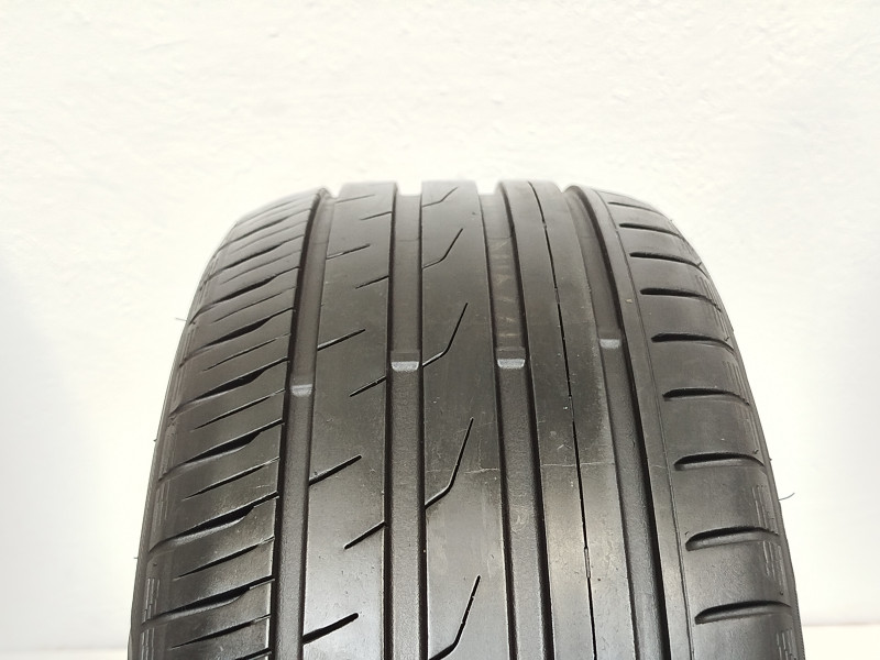 Toyo CF2 Proxes guma