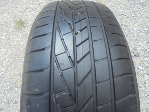 Goodyear Exelence guma