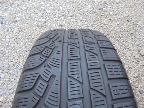 Pirelli Sottozero guma