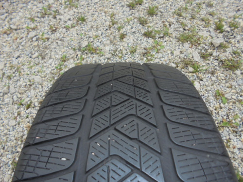 Pirelli Scorpion Winter guma