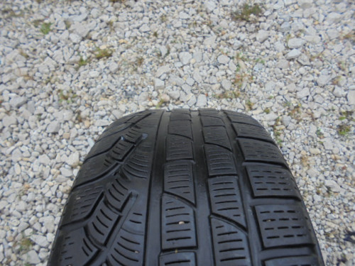 Pirelli Sottozero 2 guma