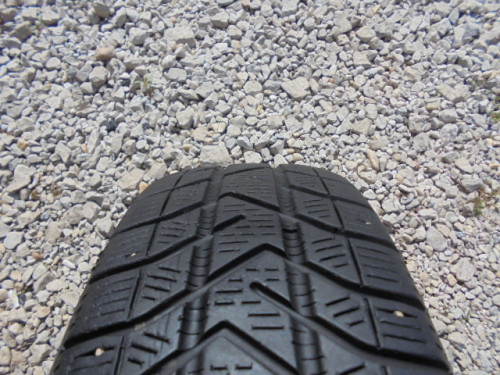 Pirelli Snowcontrol 3 guma